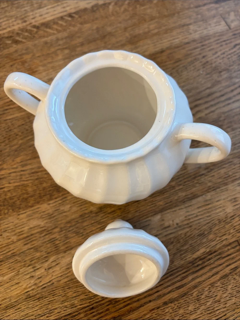 Vintage White Swirl Rib Pattern Ceramic Sugar Bowl with Lid and Double Handles